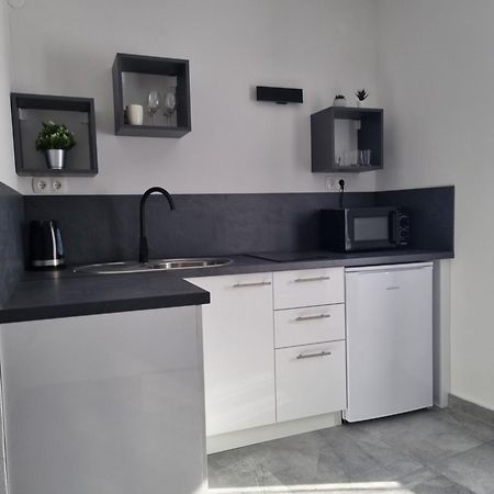 Apartments And Room Vela Сень Номер фото