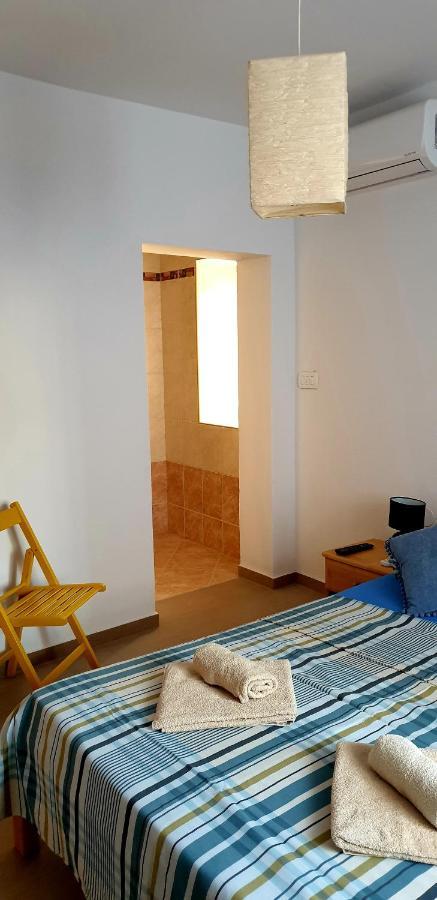 Apartments And Room Vela Сень Экстерьер фото